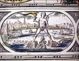 Esitys antiikin seitsemästä ihmeestä: Rodoksen kolossi. Amsterdamissa 1630 painettu Jansson Jannsoniuksen atlas. Yksityiskokoelma.