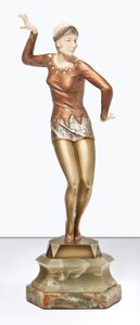 Charleston Dancer, n. 1925 (pronssi, norsunluu ja onyx)