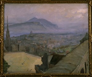 Näkymä Edinburghiin linnasta, näkymä Esplanadin yli kohti Arthur