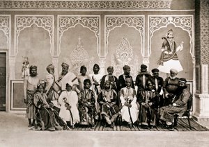 Ram Singh III:n, Jaipurin Maharajan hovin miehet