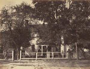 Aiken House, Weldon Railroadilla, Virginiassa, helmikuu 1865 (kudospaperille kiinnitetty abumen-printti)