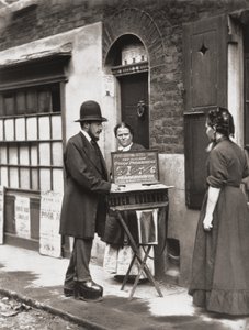 Street Doctor, elokuvasta Street Life in London, J. Thomson ja Adolphe Smith tekijältä John Thomson