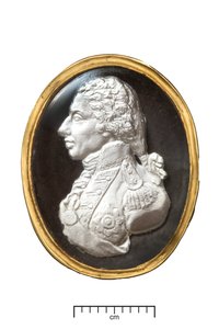 Admiral Lord Nelsonin kultasormus, n. 1820 (kulta ja sulfidi) tekijältä John after De Vaere