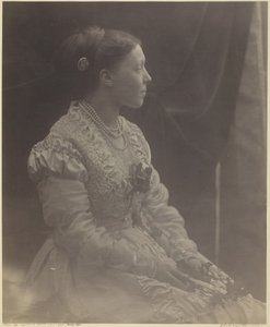 Anne Thackeray Ritchie, toukokuu 1870. tekijältä Julia Margaret Cameron