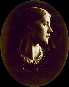 Mrs. Herbert Duckworth (1846-1895), omaa sukua Julia Prinsep Jackson, myöhemmin Mrs. Julia Stephen, Virginia Woolfin äiti tekijältä Julia Margaret Cameron