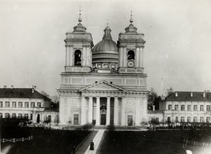 Pyhän Aleksanteri Nevski Lavran kolminaisuuden katedraali Pietarissa, 1910-luku tekijältä Karl Karlovich Bulla