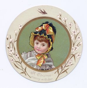 Viktoriaaninen onnittelukortti, jossa poika syleilee tyttöä ja katsoo kirjaa, noin 1880. tekijältä Kate Greenaway