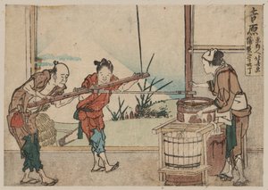 Vanhempi mies ja kaksi nuorta harjoittelijaa, jotka käyttävät manuaalisesti sekoituslaitetta, Yoshiwaraa (värillinen puupainatus) tekijältä Katsushika Hokusai