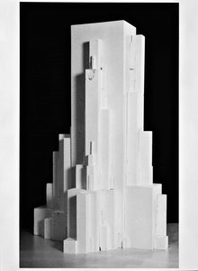 Pudotus, 1923. tekijältä Kazimir Severinovich Malevich