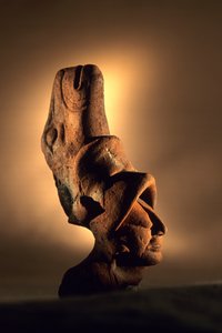 Artefakti, Cancuen, Guatemala, Arthur Demarest, Tomas Barrientos, Maya, palatsi, Classi..., 2004 (kuva) tekijältä Kenneth Garrett