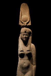 Kleopatra; Egyptin viimeisen kuningattaren etsintä; näyttelyluettelo; sivu 107; Kleopat..., 2011 (kuva) tekijältä Kenneth Garrett
