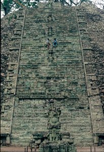 Copan, Hieroglyfinen portaikko, temppeli 26, Maya, Honduras, La Ruta Maya tekijältä Kenneth Garrett