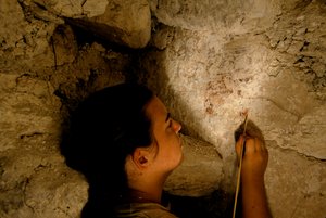 Teotihuacanin soturi, seinämaalaus, Sufricaya, Holmul, Guatemala, Maya, Francisco Estradabelli, 2008 (kuva) tekijältä Kenneth Garrett