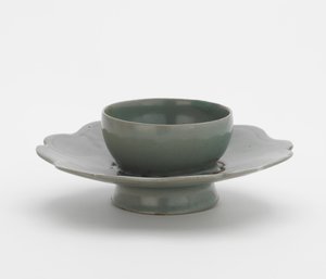 Kulhoteline, 1100-luvun ensimmäinen puolisko (kivitavara celadon-lasituksella) tekijältä Korean School