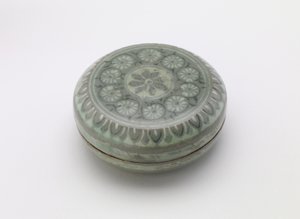 Laatikko, Koryo-kausi, 1100-luvun toinen puoli (keraaminen) tekijältä Korean School
