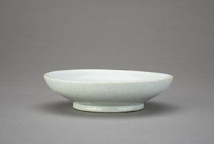 Astia, jossa inventaariomerkintä päivätty 1832, 1832 tekijältä Korean School