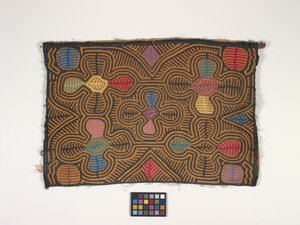 Paitapaneeli (Mola) (kuva) tekijältä Kuna Indian Culture
