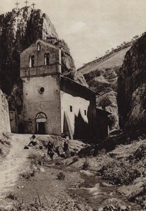 Italia: Val di Rajale, Abruzzi (valkoinen kuva) tekijältä Kurt Hielscher