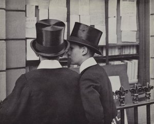 Spottiswooden ikkuna, Eton (m/w kuva) tekijältä Laszlo Moholy Nagy