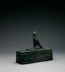 Falcon relikvääri (pronssi) (pronssi) tekijältä Late Period Egyptian