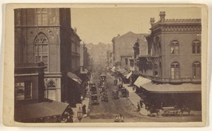 Montgomery Street alkaen Market Street; San Francisco; hetkellinen. tekijältä Lawrence and Houseworth