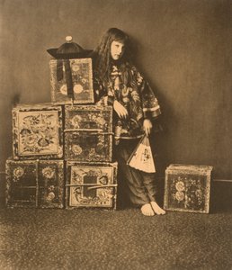 Xie Kitchin roolissa "Kiinalainen" tekijältä Lewis Carroll
