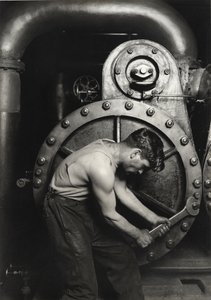 Power Housen mekaanikko tekijältä Lewis Wickes Hine