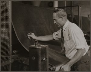  tekijältä Lewis Wickes Hine