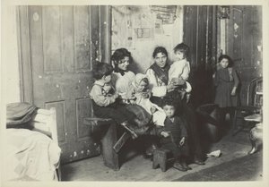 Italialainen perhe, Chicago tekijältä Lewis Wickes Hine