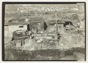 Asuinkortteli "Out-Of-Works" Pattersonissa, New Jerseyssa tekijältä Lewis Wickes Hine