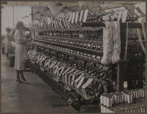  tekijältä Lewis Wickes Hine