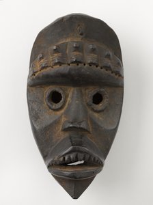 Warrior Mask (Bugle) tekijältä Liberian Liberian