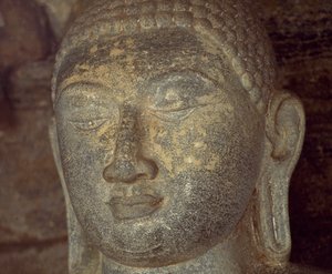 Sri Lanka, Polonnaruwa, Gal Viharan Buddhan patsaan yksityiskohta (UNESCOn maailmanperintöluettelo) tekijältä Unbekannt Unbekannt