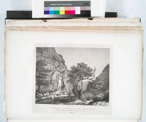 Hauta sijaitsee lähellä kaupungin pohjoisreunaa, Petraa tekijältä Linant (Linant Pasha) Bellefonds