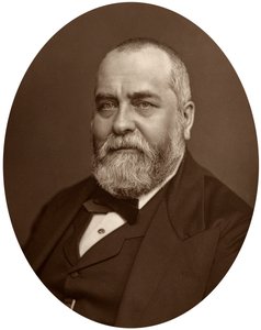 Sir Francis Philip Cunliffe Owen, South Kensington Museumin johtaja, 1880. tekijältä Lock and Whitfield
