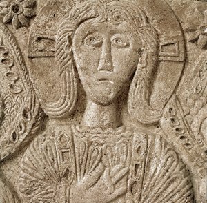 Keskiajan arkeologia (keskiaika). Lombardian barbaaritaide: Kristuksen yksityiskohta, herttua Rachisin alttarin matala kohokuvio. Veistos, Lombard-taide, 737-744. Cividale del Friuli, Chretien-museo, katedraalin aarre