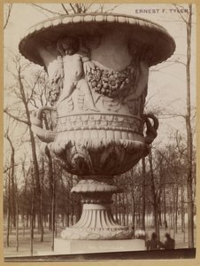 Tuileries tekijältä Léon Ménard