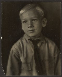  tekijältä Louis Fleckenstein