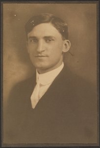  tekijältä Louis Fleckenstein