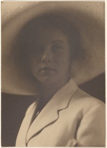  tekijältä Louis Fleckenstein
