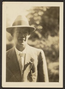  tekijältä Louis Fleckenstein