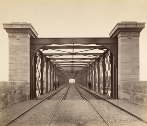 [Railroad Viaduct at La Fontaine-des-Eaux, Dinan], 1879-80 tekijältä Louis Lafon