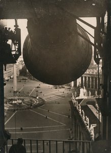 Pietarinkirkon kello Roomassa tekijältä Luigi Leoni