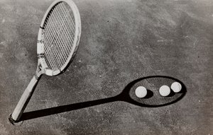 Tennismaila tekijältä Luigi Leoni