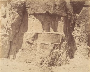 6 [Naksh-i Rustam, Persepoliksen lähellä], 1840-60-luku. tekijältä Luigi Pesce