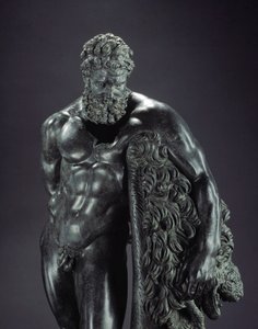 Kreikkalainen taide: "" Herakles levossa"" Yksityiskohta - pronssinen veistos Lysippe of Sicyone (395-305 eKr.) 4. vuosisadalla eKr., Ercole Curinon pyhäköstä, Sulmona - Museo Nazionale Archeologico, Chieti Italia - Herakles (Herkules) lepää - Yksityiskoht