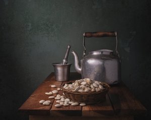 Maalaishenkinen keittiön asetelma