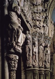 Yksityiskohta Pyhää Jaakobia esittävästä Portico de la Gloriasta, 1200-luvun kivi.