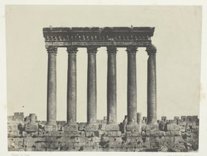 Baalbeck (Heliopolis), Auringon temppelin pylväikkö; Syyria tekijältä Maxime Du Camp