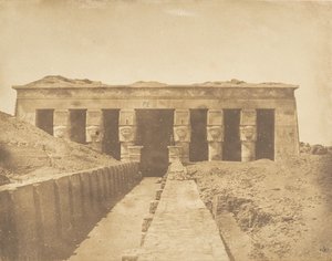 Athorin temppelin julkisivu Dendera Tentyrisissä, 1849-50. tekijältä Maxime Du Camp